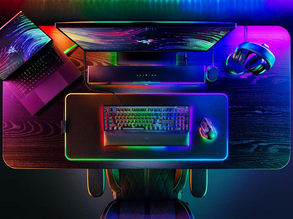 Razer BlackWidow V4 Pro RGB Green Switch Clicky Mechanical Gaming Keyboard