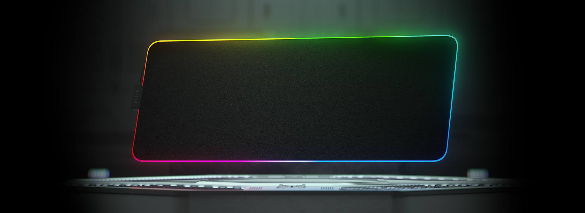 Razer Strider Chroma Hybrid Mouse Mat with Razer Chroma RGB (900*370mm) product details