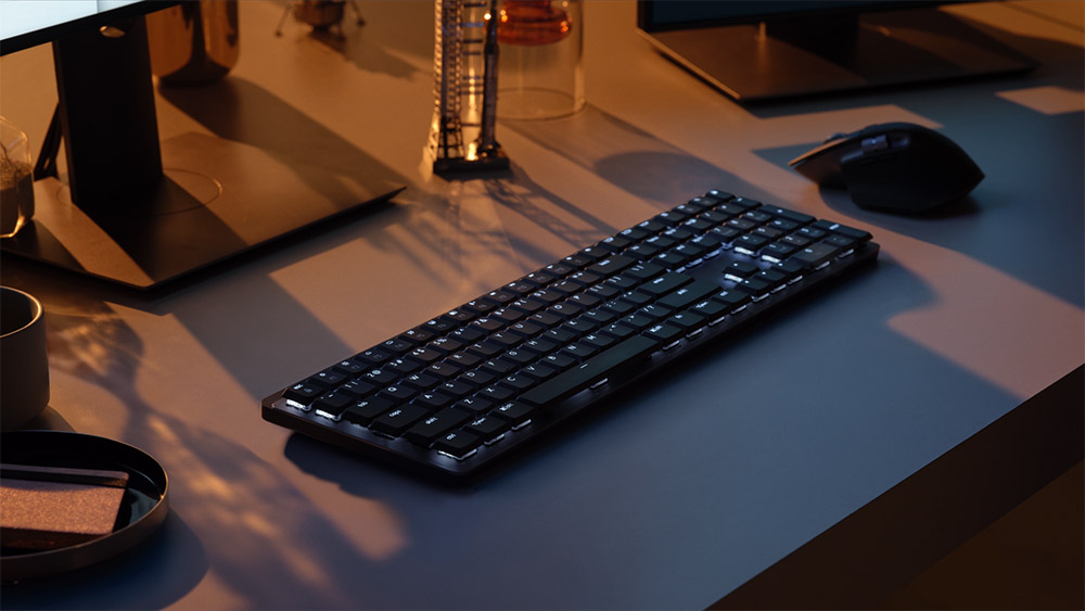 Logitech MX Mechanical Wireless Keyboard - Tactile Quiet product details